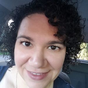 Meet your Posher, Keri